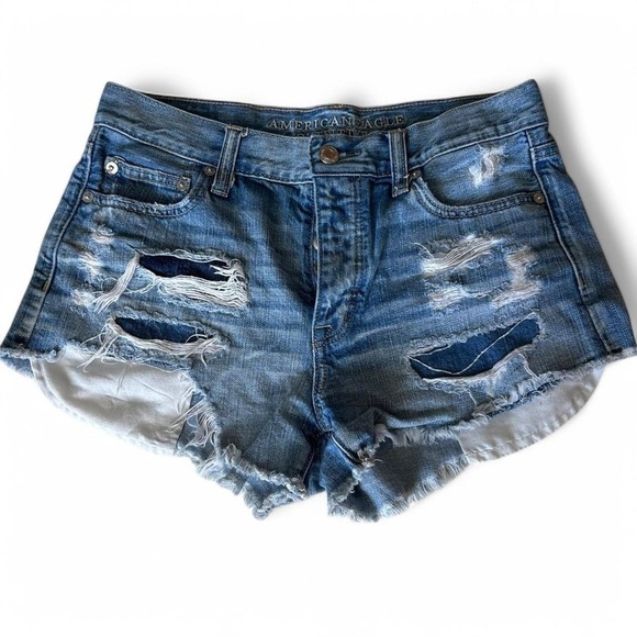 American Eagle Vintage Hi-Rise Festival Destroyed Denim Shorts, Size 4 - Picture 1 of 7
